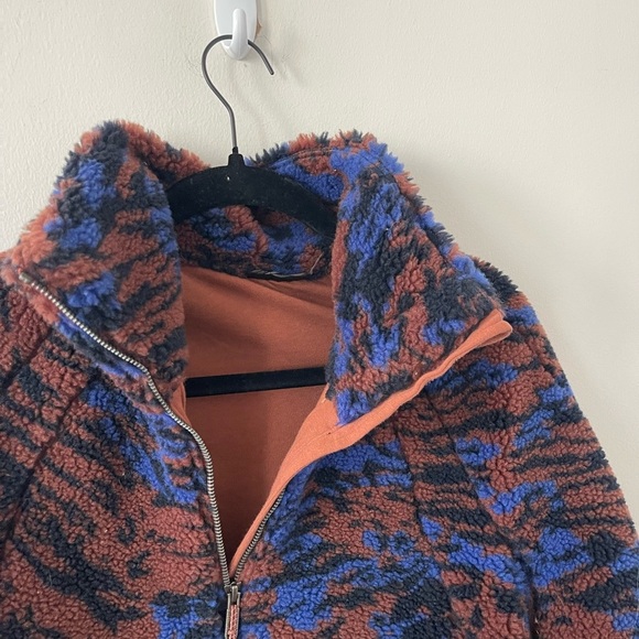 Lululemon Oversized Fleece Scuba Colorful - Picture 3 of 8